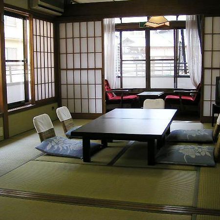 Hotel Kadoya Yamanouchi  Zewnętrze zdjęcie